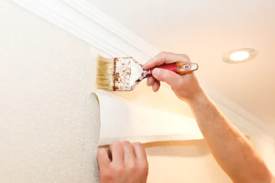 Pose de papier peint à Riocaud — revêtements muraux et toiles de verre